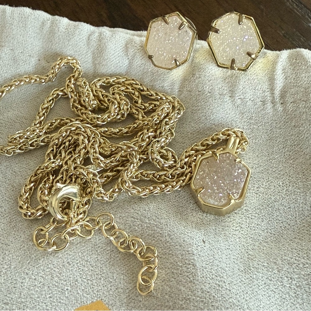 Kendra Scott Iri Druzy/Gold Teo necklace and Taylor stud earring set